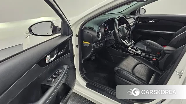 Kia Come New K3 2018 Белый из Кореи, фото 2