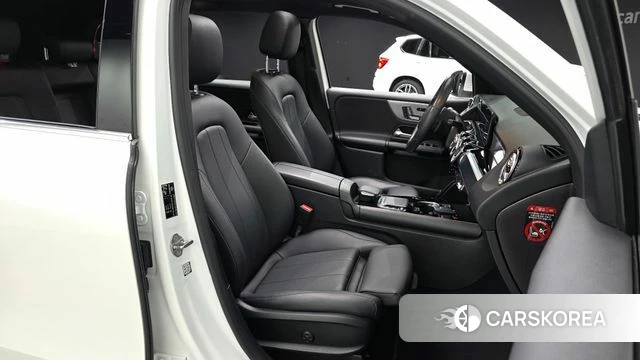 Mercedes-Benz GLB-Class X247 2021 Белый из Кореи, фото 2