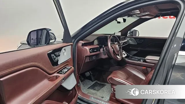 Lincoln Aviator 2nd generation 2020 Серый из Кореи, фото 2