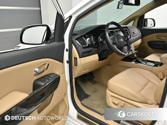 Kia The New Carnival 2018 Белый из Кореи, фото 2