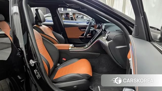 Mercedes-Benz C-Class W206 2022 Черный из Кореи, фото 2