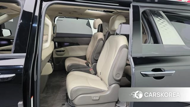 Kia Carnival 4th generation 2022 Черный из Кореи, фото 2