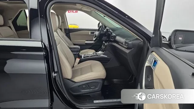Ford Explorer 6th Generation 2021 Черный из Кореи, фото 2