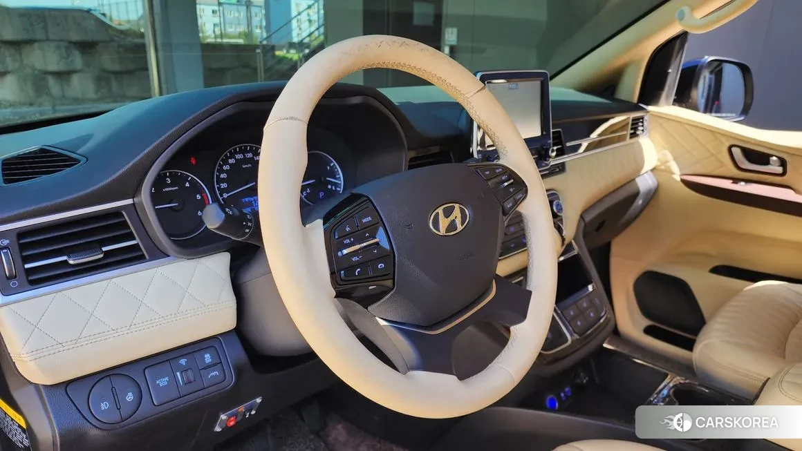 Hyundai The New Grand Starex 2019 Черный из Кореи, фото 2