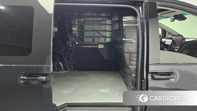 Hyundai Staria 2022 Синий из Кореи, фото 2