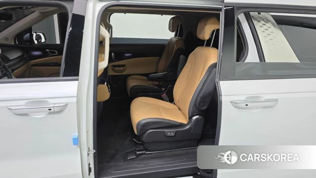 Kia Carnival 4th generation 2022 Белый из Кореи, фото 2