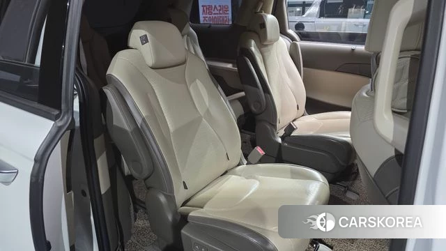 Kia Carnival 4th generation 2021 Белый из Кореи, фото 2