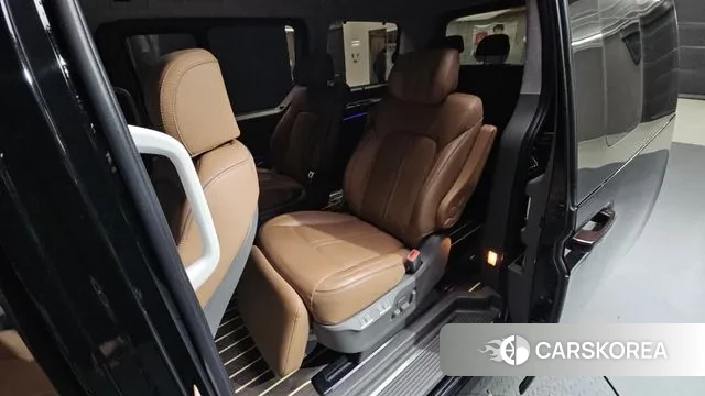 Hyundai Staria 2024 Черный из Кореи, фото 2