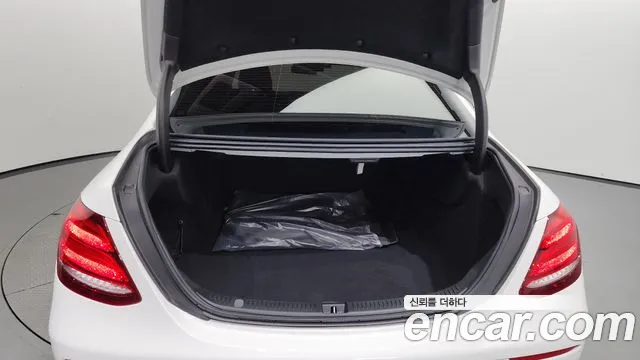 Mercedes-Benz E-Class W213 id 2699251 из Кореи 2