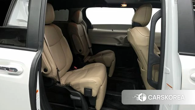 Toyota Sienna 4th Generation 2024 Белый из Кореи, фото 2