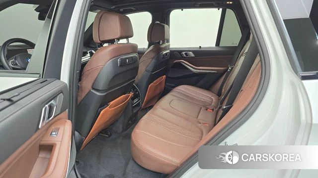 BMW X5 (G05) 2025 Белый из Кореи, фото 2