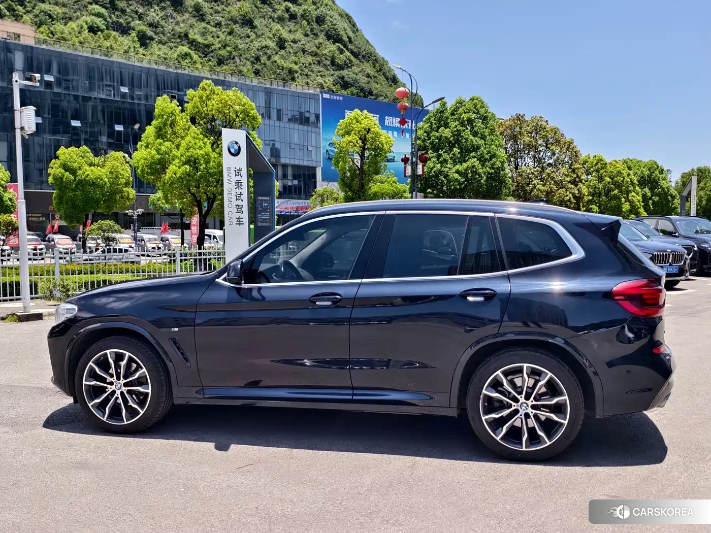 BMW X3 2021 Черный из Китая, фото 2