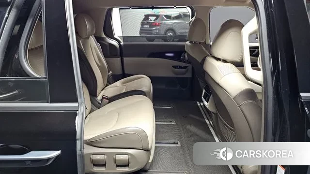 Kia Carnival 4th generation 2023 Белый из Кореи, фото 2