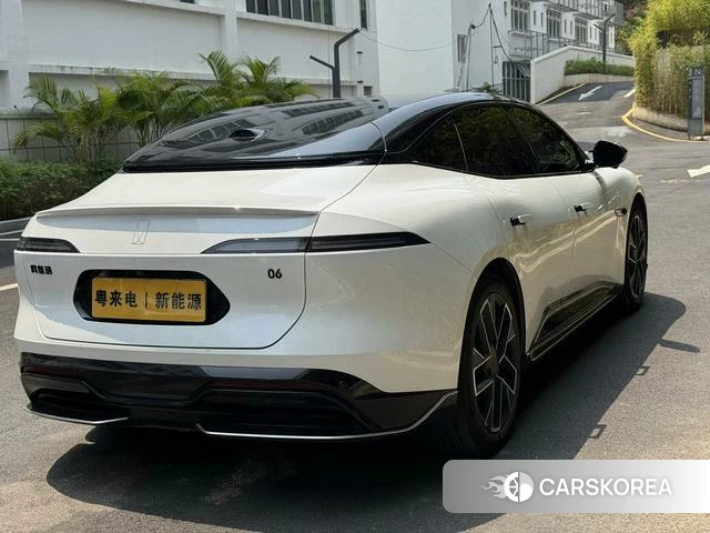 Avita 06 2025 Белый из Китая, фото 2