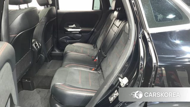 Mercedes-Benz GLA - Class H247 2024 Черный из Кореи, фото 2