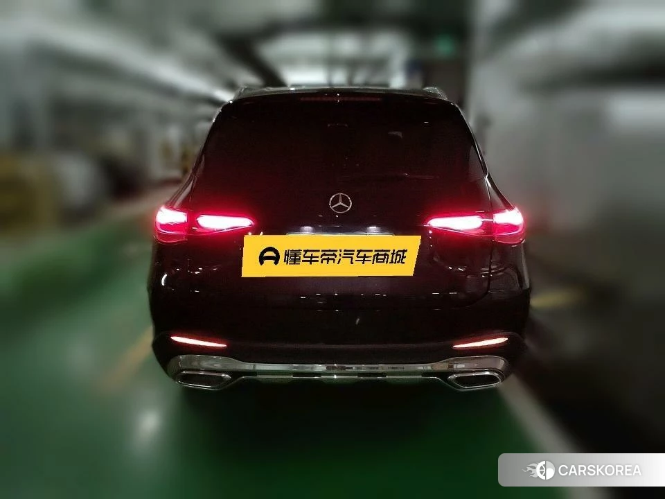 Mercedes-Benz GLC 2023 Черный из Китая, фото 2