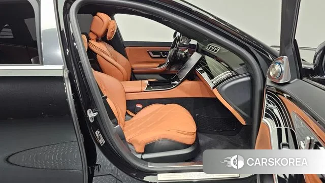 Mercedes-Benz S-Class W223 2024 Черный из Кореи, фото 2