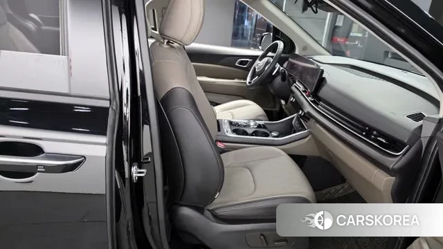 Kia The New Carnival 4th Generation 2024 Черный из Кореи, фото 2