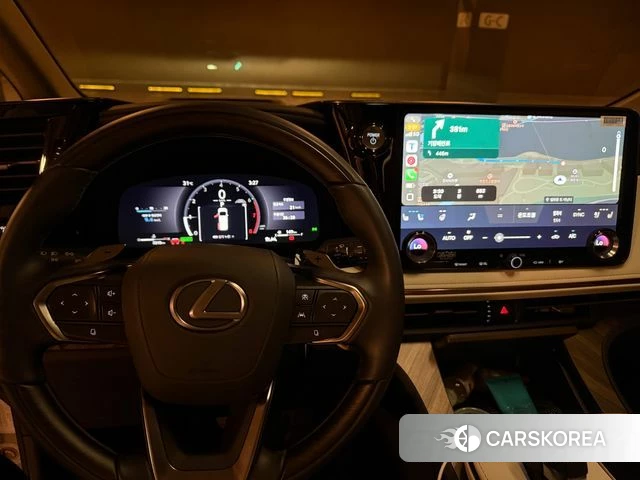 Lexus LM Second Generation 2025 Серебристо-серый из Кореи, фото 2