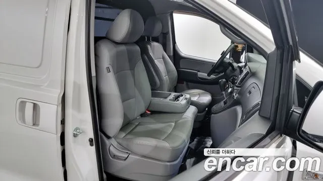 Hyundai The New Grand Starex 2021 Белый из Кореи, фото 2