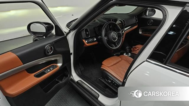 Mini Cooper S Countryman 2024 Белый из Кореи, фото 2