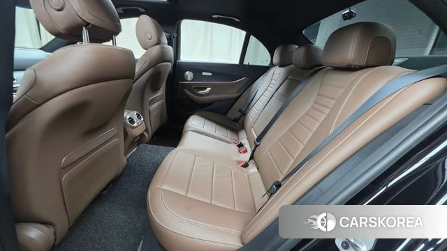 Mercedes-Benz E-Class W213 2021 Черный из Кореи, фото 2