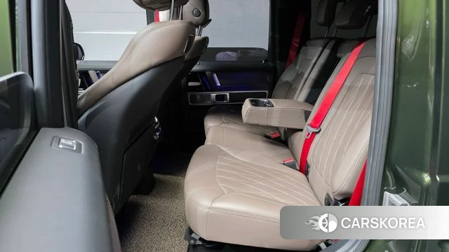 Mercedes-Benz G-Class W463b 2023 Темно-зеленый из Кореи, фото 2