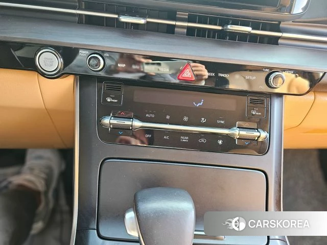 Kia Carnival 4th generation 2022 Белый из Кореи, фото 2