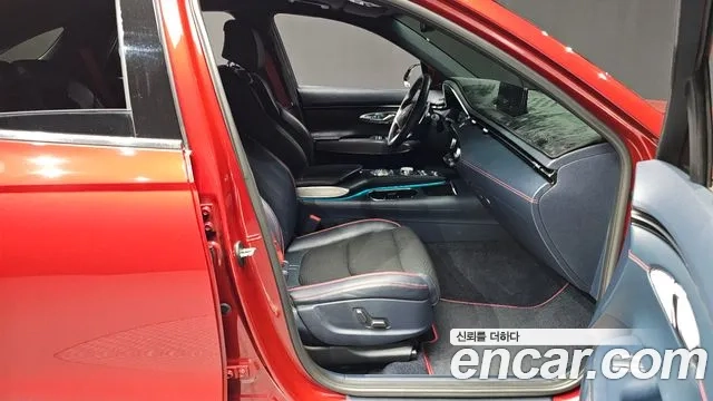 Genesis GV70 2021 Красный из Кореи, фото 2