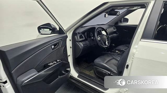 Ssangyong Tivoli Armor 2018 Белый из Кореи, фото 2