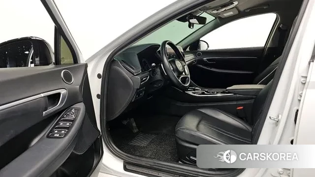 Hyundai Sonata (DN8) 2021 Белый из Кореи, фото 2