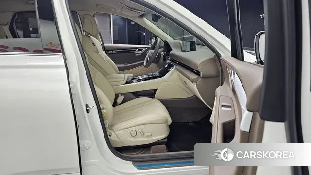 Genesis GV80 2023 Белый из Кореи, фото 2