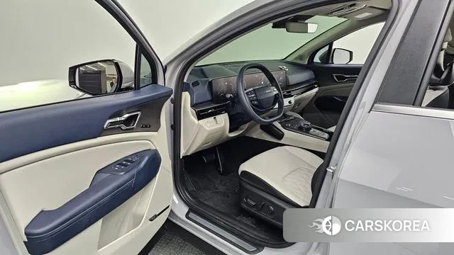 Kia The New Sportage 5th Generation Hybrid 2025 Серый из Кореи, фото 2