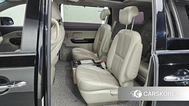 Kia The New Carnival 2018 Черный из Кореи, фото 2