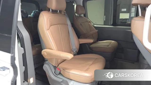 Hyundai Staria 2021 Белый из Кореи, фото 2