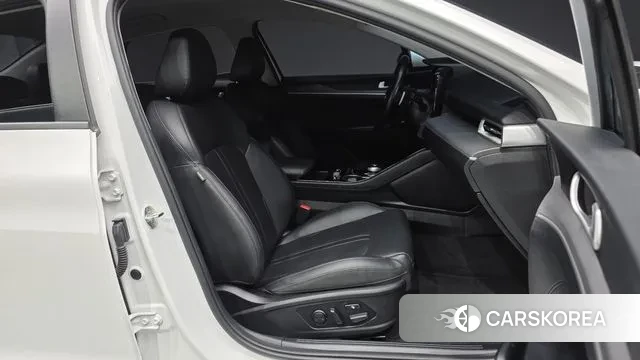 Kia K5 3rd generation 2020 Белый из Кореи, фото 2