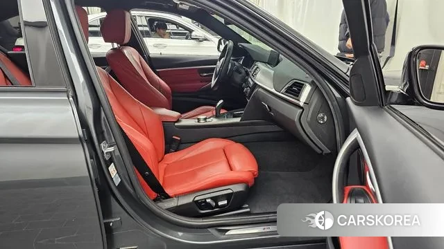 BMW 3 Series (F30) 2018 Серый из Кореи, фото 2