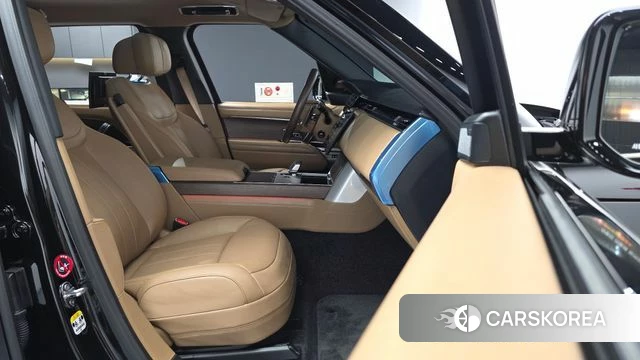 Land Rover Range Rover 5th Generation 2024 Черный из Кореи, фото 2