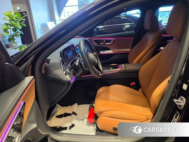 Mercedes-Benz E-Class W214 2025 Черный из Кореи, фото 2