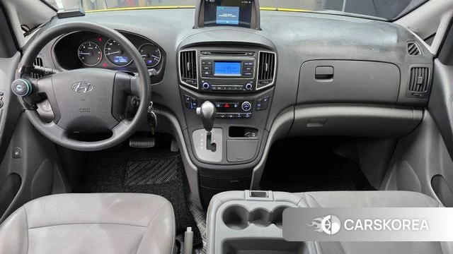 Hyundai The New Grand Starex 2019 Желтый из Кореи, фото 2