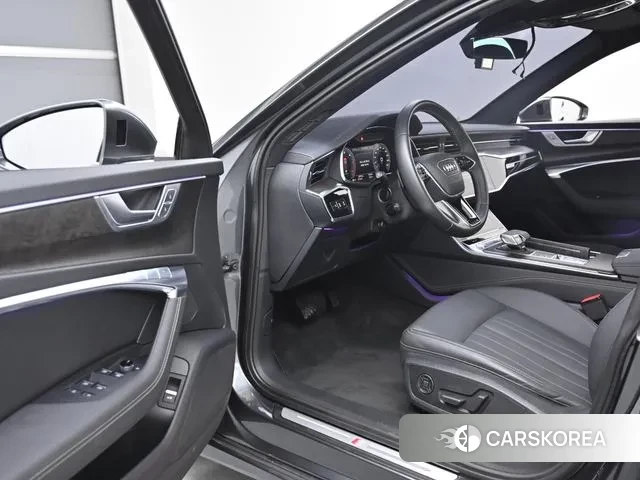 Audi A6 (C8) id 2891302 из Кореи 2