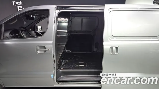 Hyundai The New Grand Starex id 2702157 из Кореи 2