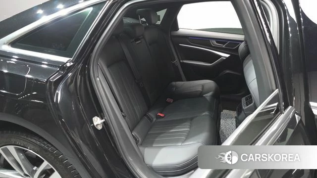 Audi A6 (C8) 2021 Черный из Кореи, фото 2