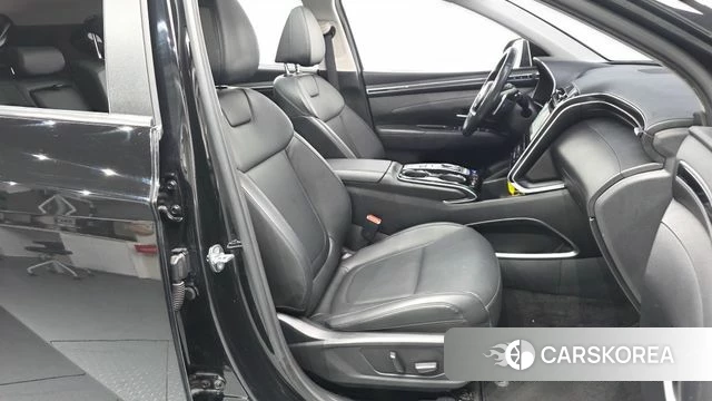 Hyundai Tucson (NX4) 2022 Черный из Кореи, фото 2