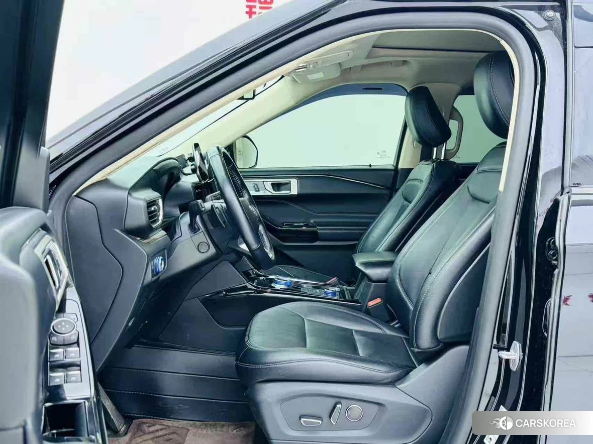 Ford Explorer 2020 Черный из Китая, фото 2