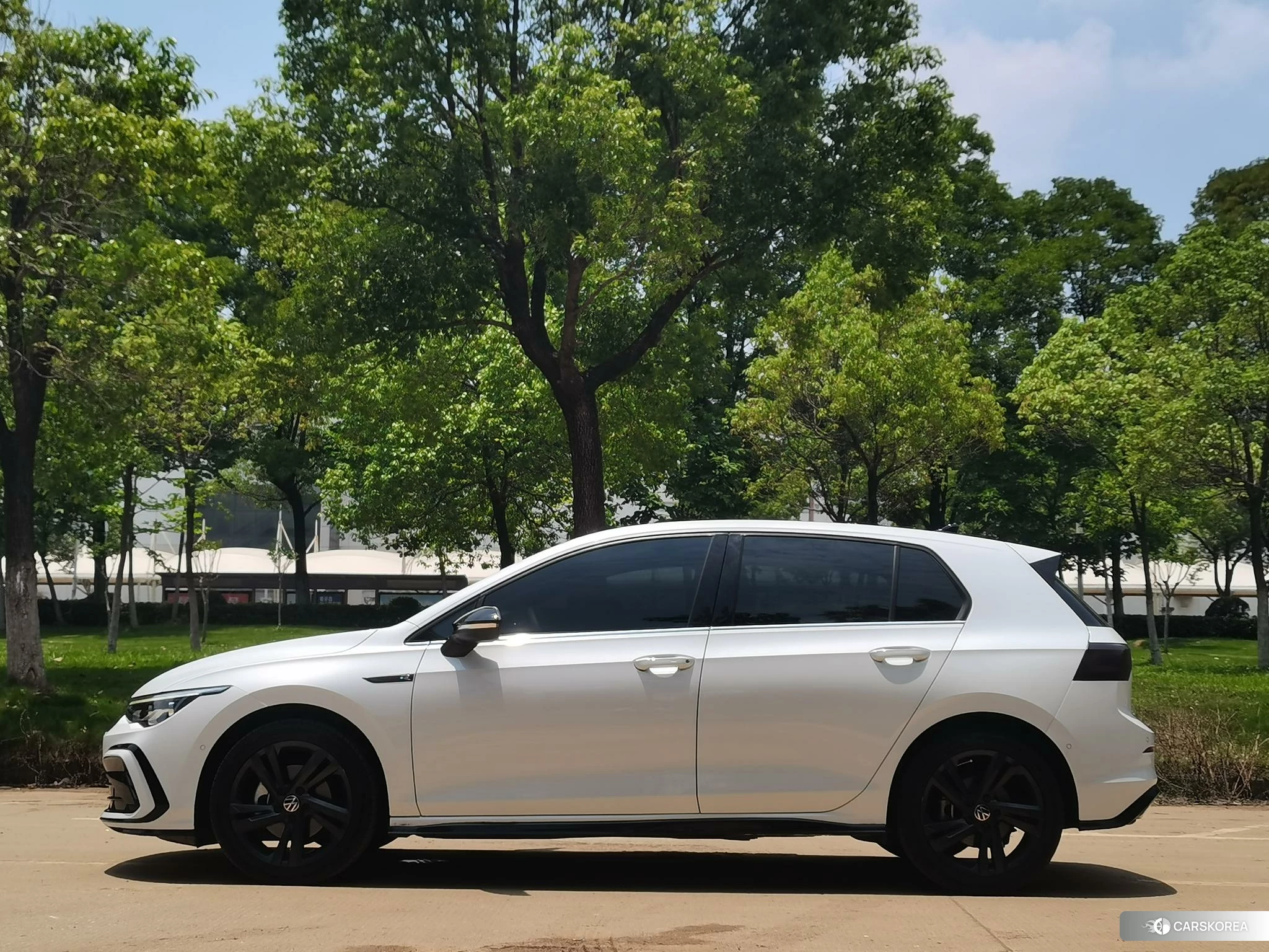 Volkswagen Golf 2020 Белый из Китая, фото 2