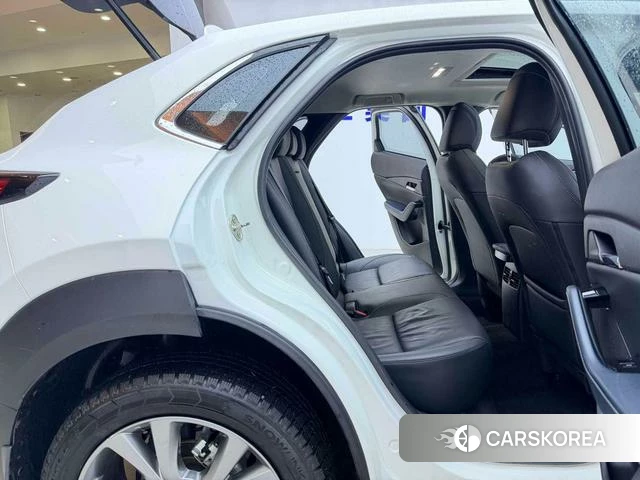 Mazda CX-30 2021 Белый из Китая, фото 2