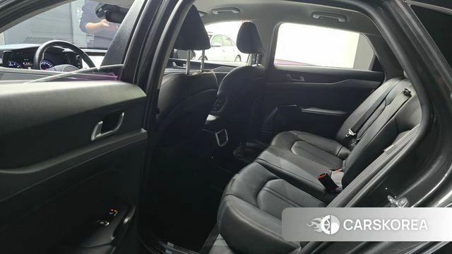 Kia K5 3rd generation 2021 Серый из Кореи, фото 2