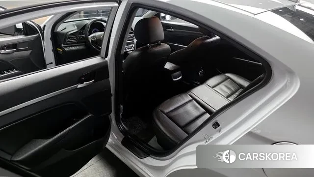 Hyundai The New Avante AD 2019 Белый из Кореи, фото 2