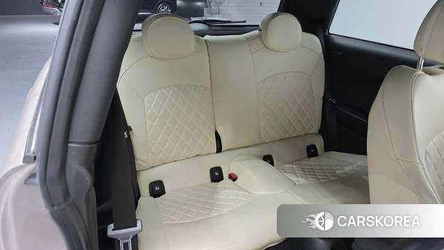 Mini Cooper Electric 2022 Песочный из Кореи, фото 2